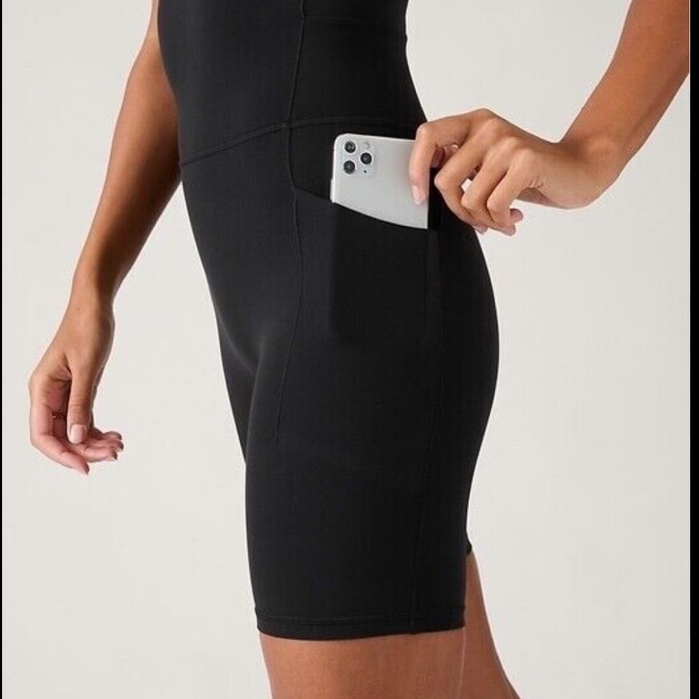 Athleta Salutation bike suit